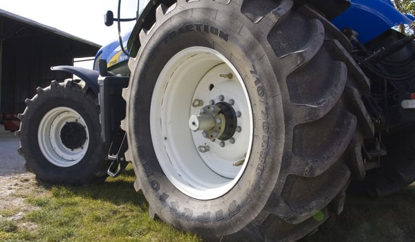 How to change the size of my tractor tyres?