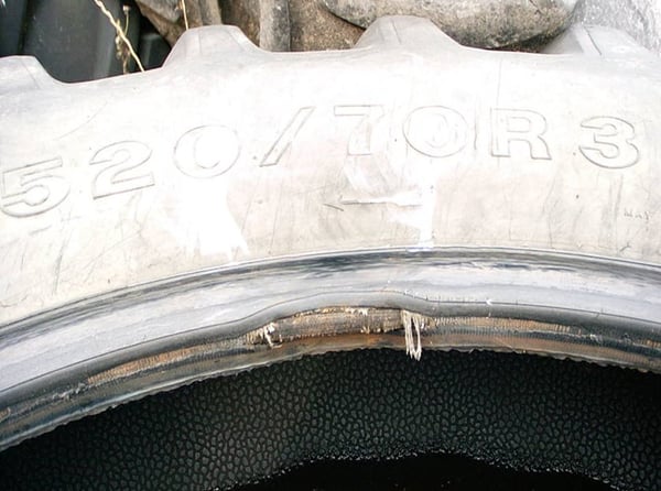 Wear to the bead linked to rotation of the tyre on the rim