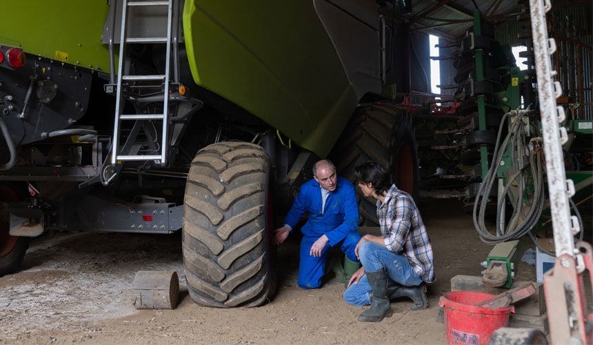 Your agricultural tyre expert analyses all your machines