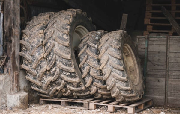 Storage of agricultural tyres
