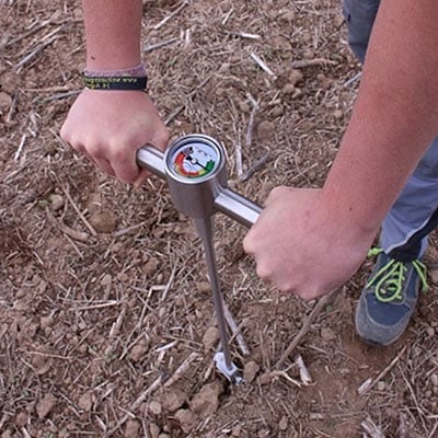 Penetrometer to measure soil compaction