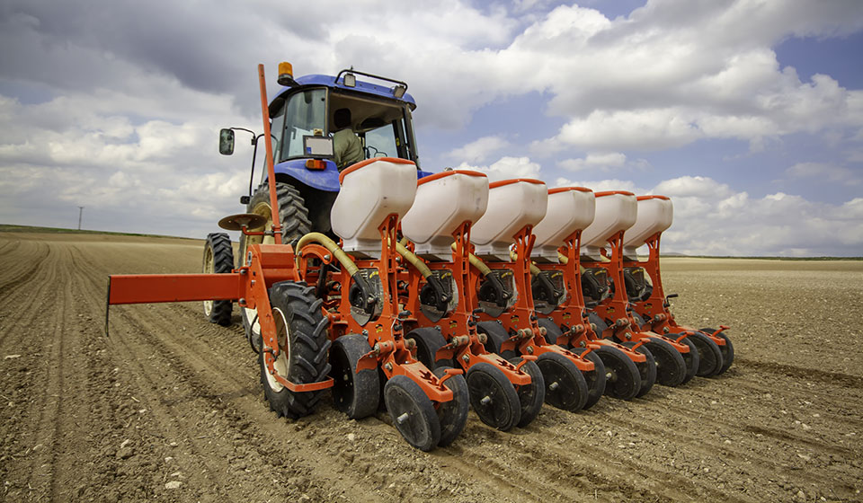 Narrow tyres which are ideal for sowing and treatments